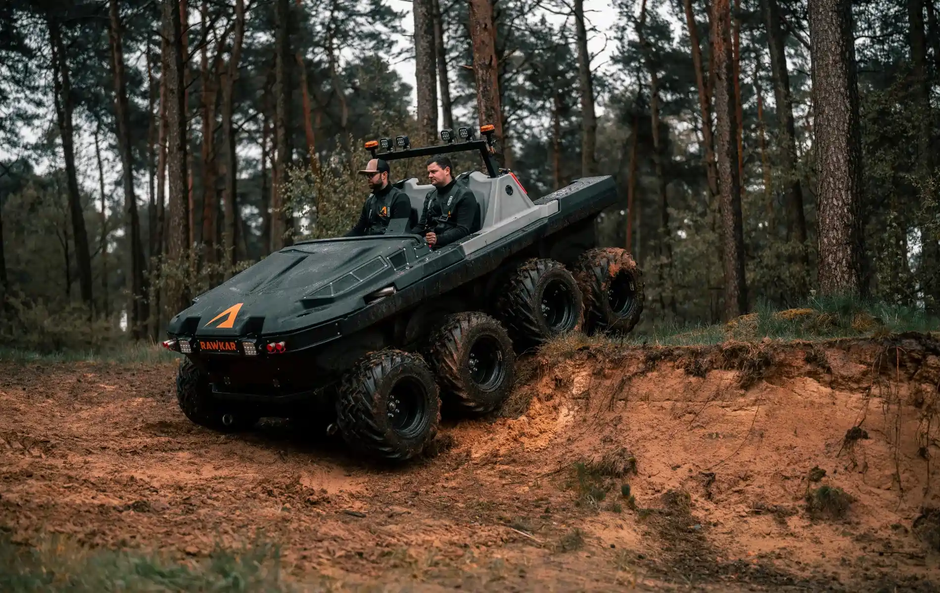 Military & Extreme Vehicles